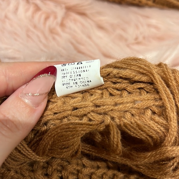 Tan brown size medium / large distressed sweater dress - Picture 5 of 5